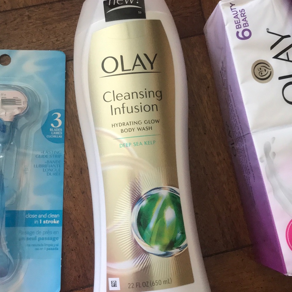 Olay, Razor - Picture 3 of 8
